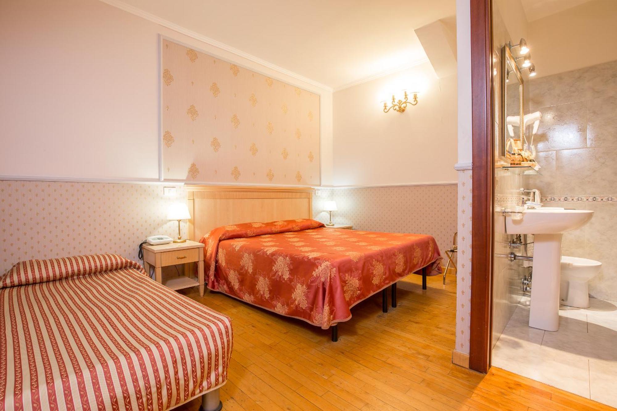 Hotel Arco Di Travertino Rome